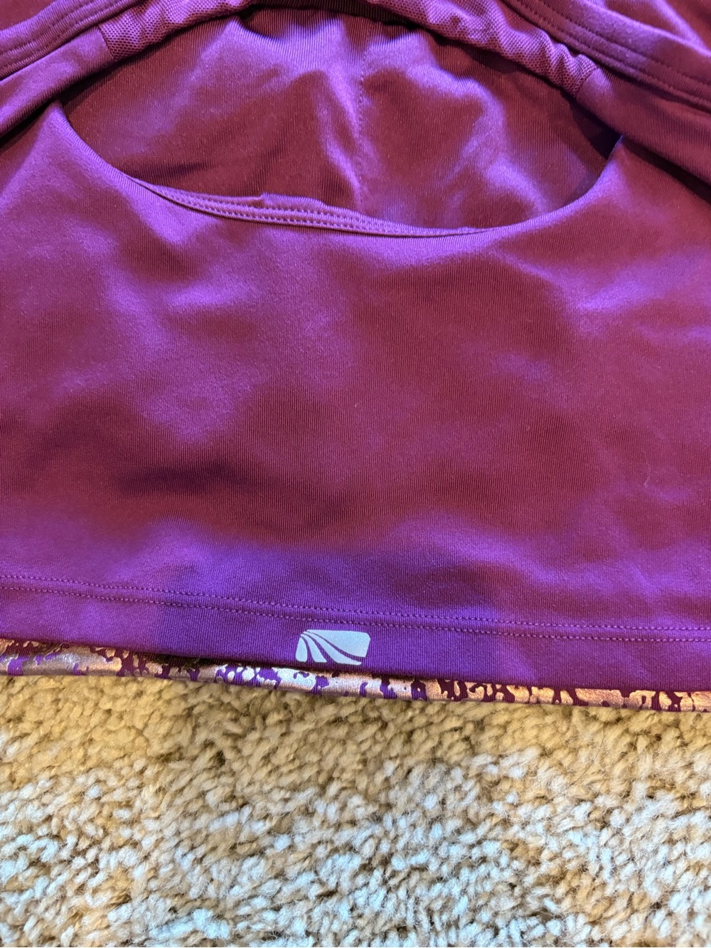 Purple cropped sports bra top with coppery print - Picture 7 of 7
